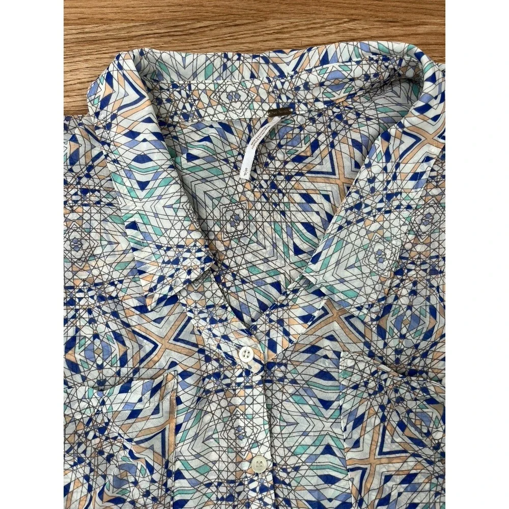 Free People Sheer Button Front Blouse Size‎ Small Roll Tab Sleeves